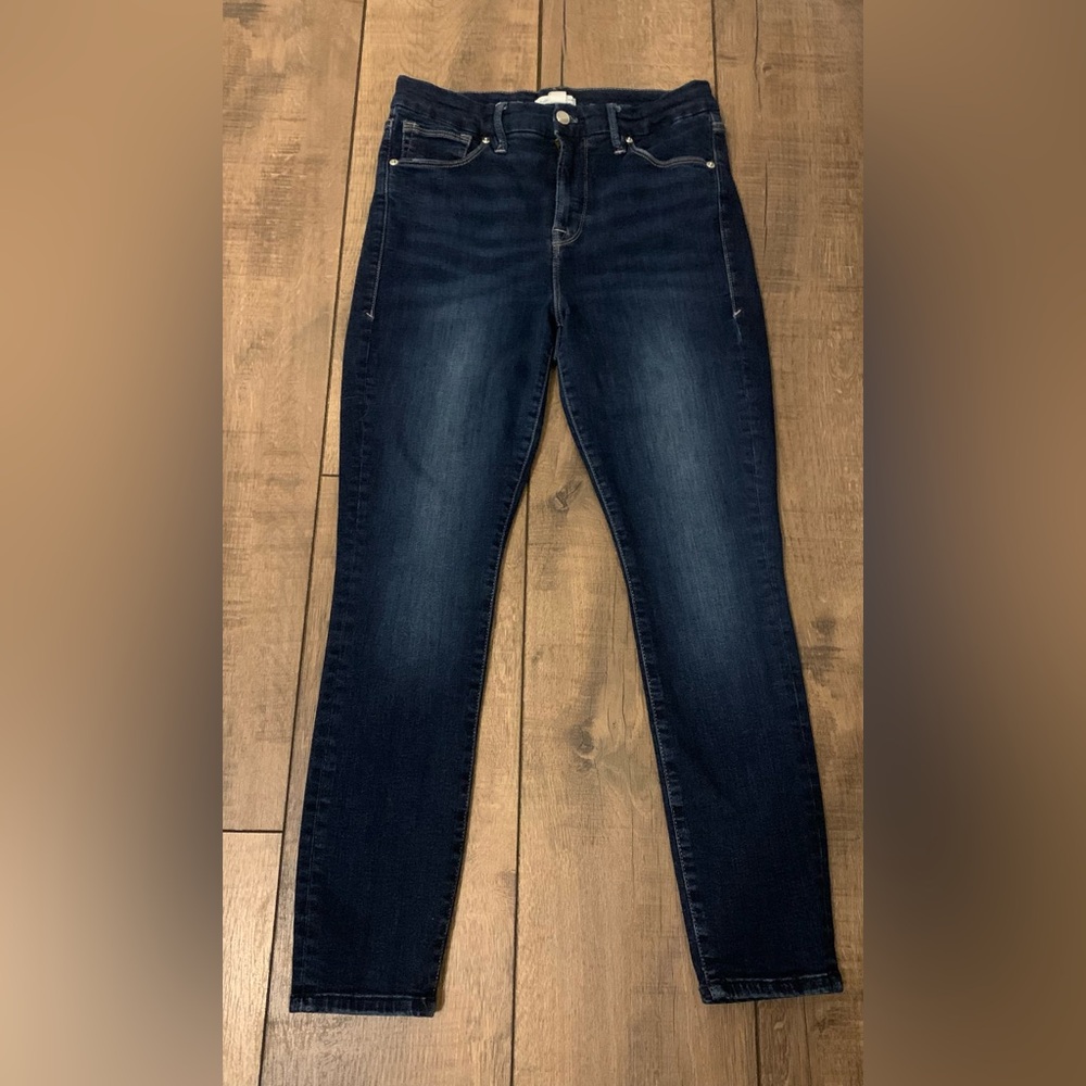 Good American 8/29 skinny Jeans